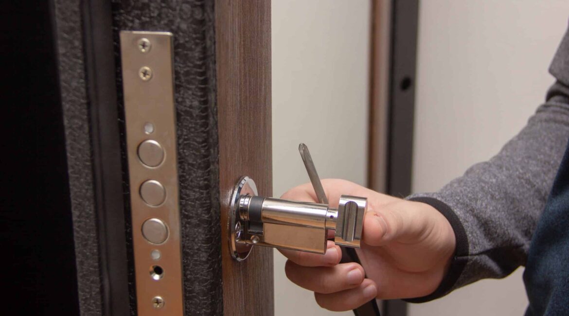 Securing Your Home: The Importance of Choosing the Right Deadbolt Lock